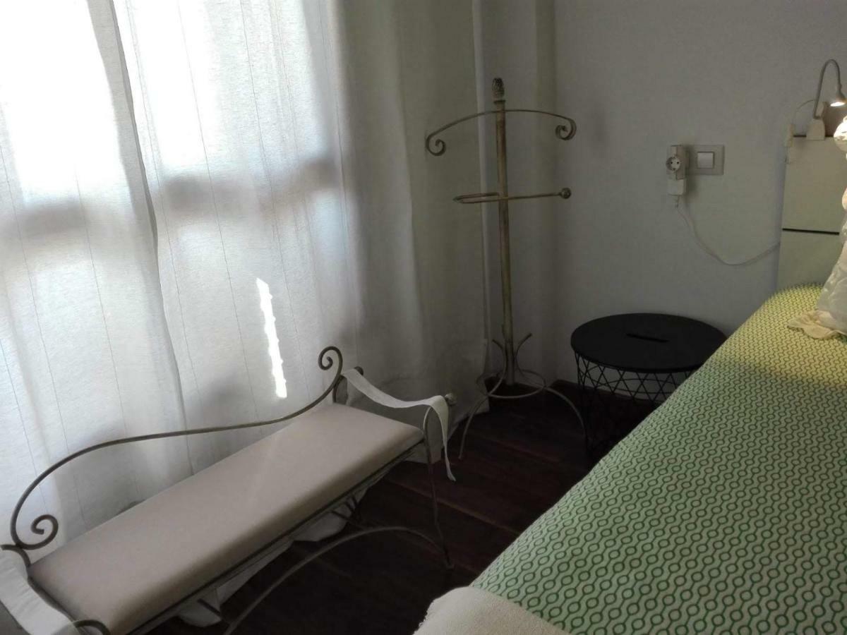 Comfortable Apartment With Airco - Isaola 올리바 외부 사진